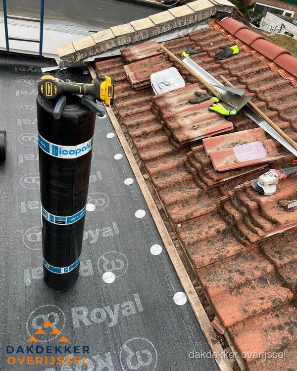 Dakschade herstel: pannendak renovatie in Overijssel