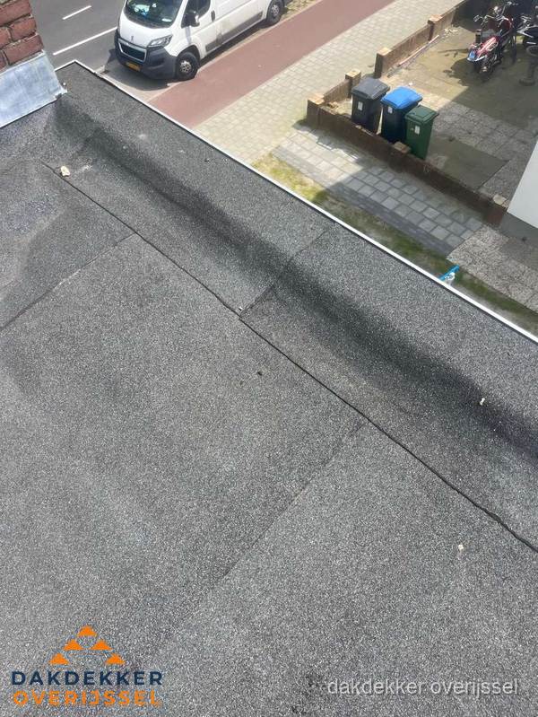 Kosten dakisolatie: plat dak met bitumen dakbedekking in Overijssel